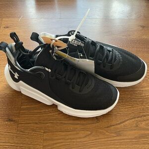 Under Armour UA Flow FUTR X2 Shoes Black/White US Men's size 9/Women’s size 10.5